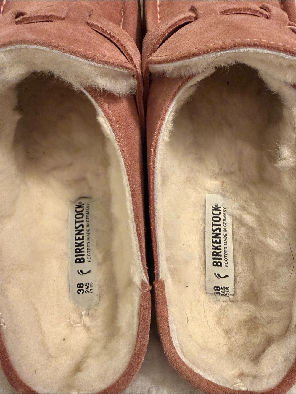 Birkenstock Women’s Suede Buckley Shearling Clog - Dusty Rose - Picture 2 of 4